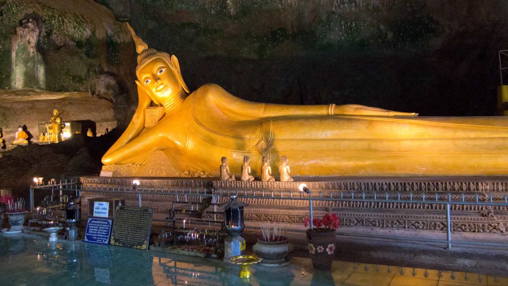 Тайланд. Экскурсии в Бангкоке.. Храм Лежащего Будды Ват По