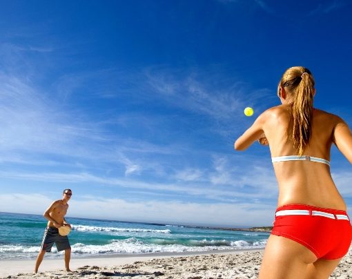 Чем заняться на пляже: Идеи для активного и расслабляющего отдыха